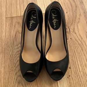 Cole Haan open toed pumps sz7